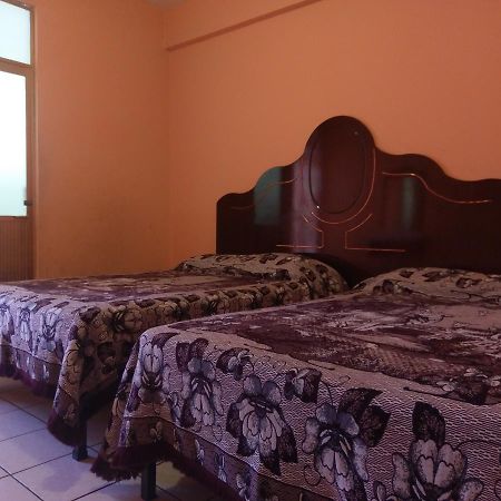 Hotel Cristal Nuevo San Juan Parangaricutiro Dış mekan fotoğraf